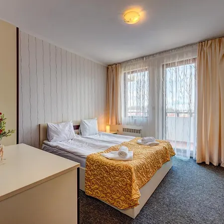 Colorful 2bd With Indoor Fireplace And Mountain View By Flat Mаnager *