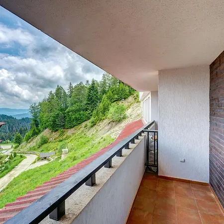 Apartment Colorful 2bd With Indoor Fireplace And Mountain View By Flat Mаnager Pamporovo