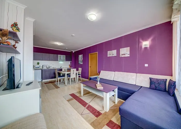 Colorful 2bd With Indoor Fireplace And Mountain View By Flat Mаnager Apartament